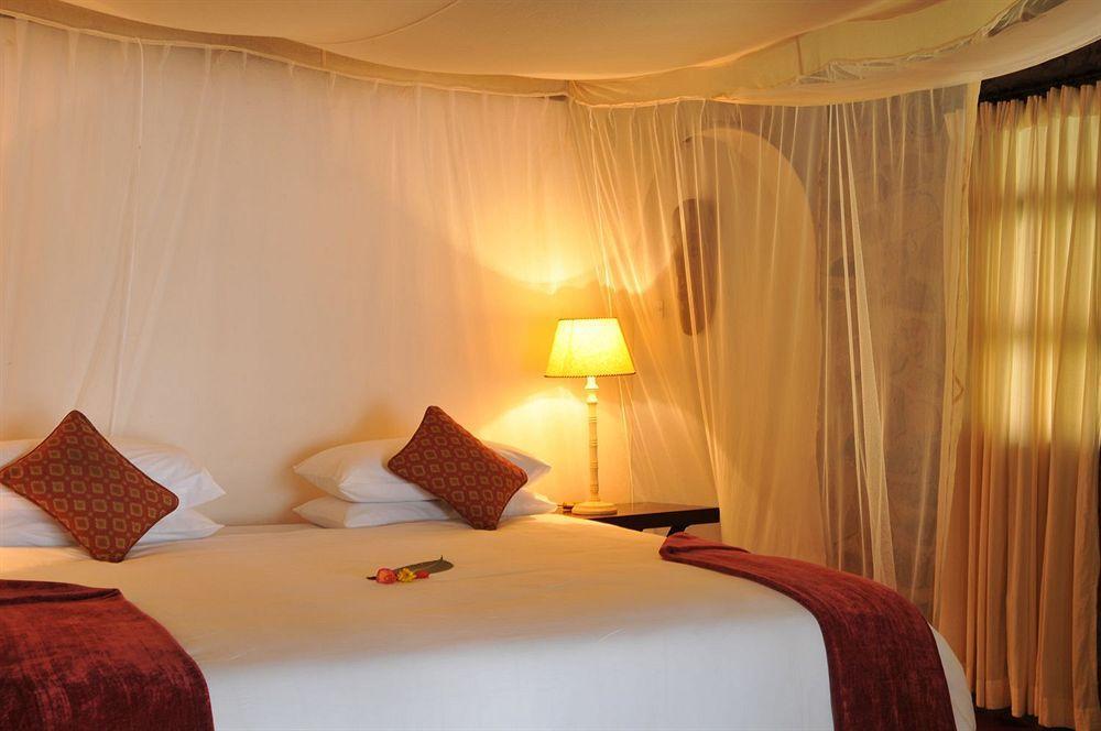Three Cities Thorntree River Lodge Livingstone Exteriör bild